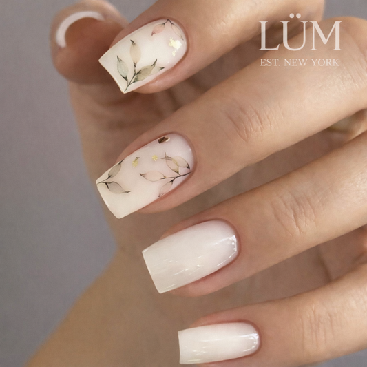 Creamy Flowers Nails - Square Medium Length